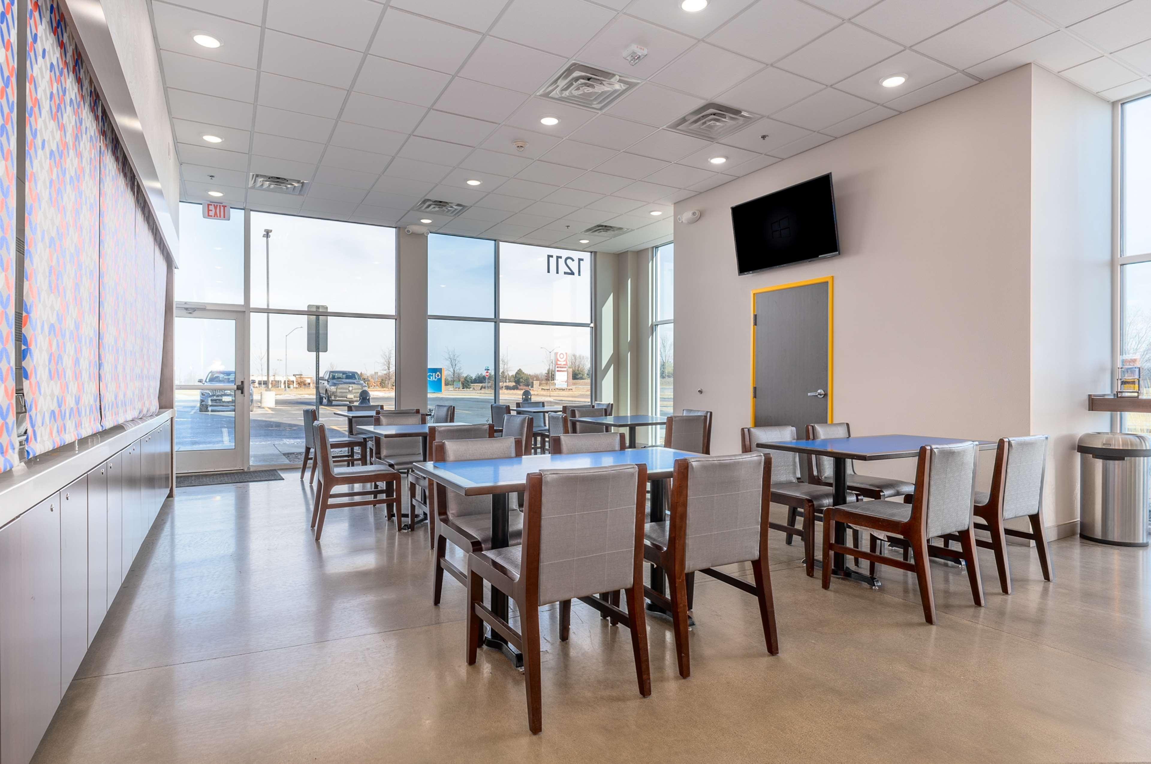 Glo Best Western Dawley Farms In Sioux Falls Bagian luar foto